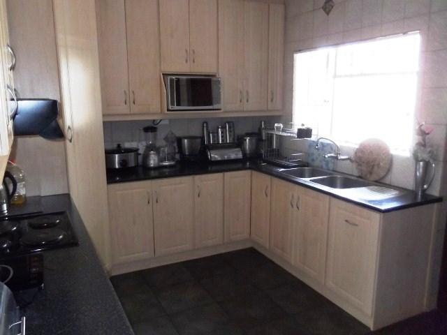 To Let 3 Bedroom Property for Rent in Bo Oakdale Western Cape